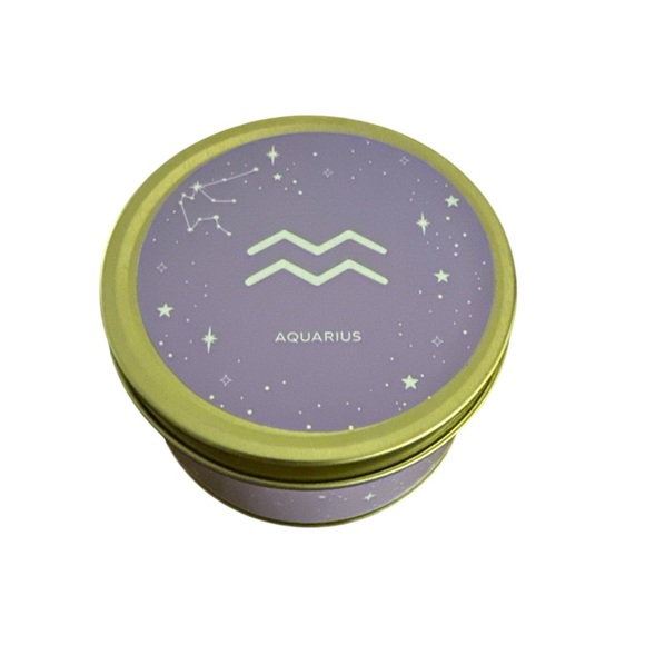 Place & Time Zodiac Scented Candles in Tin - Aquarius Sapphire Waves 4 oz - NWT - Picture 2 of 5